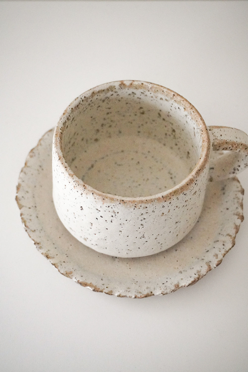 DOL(돌) Mug