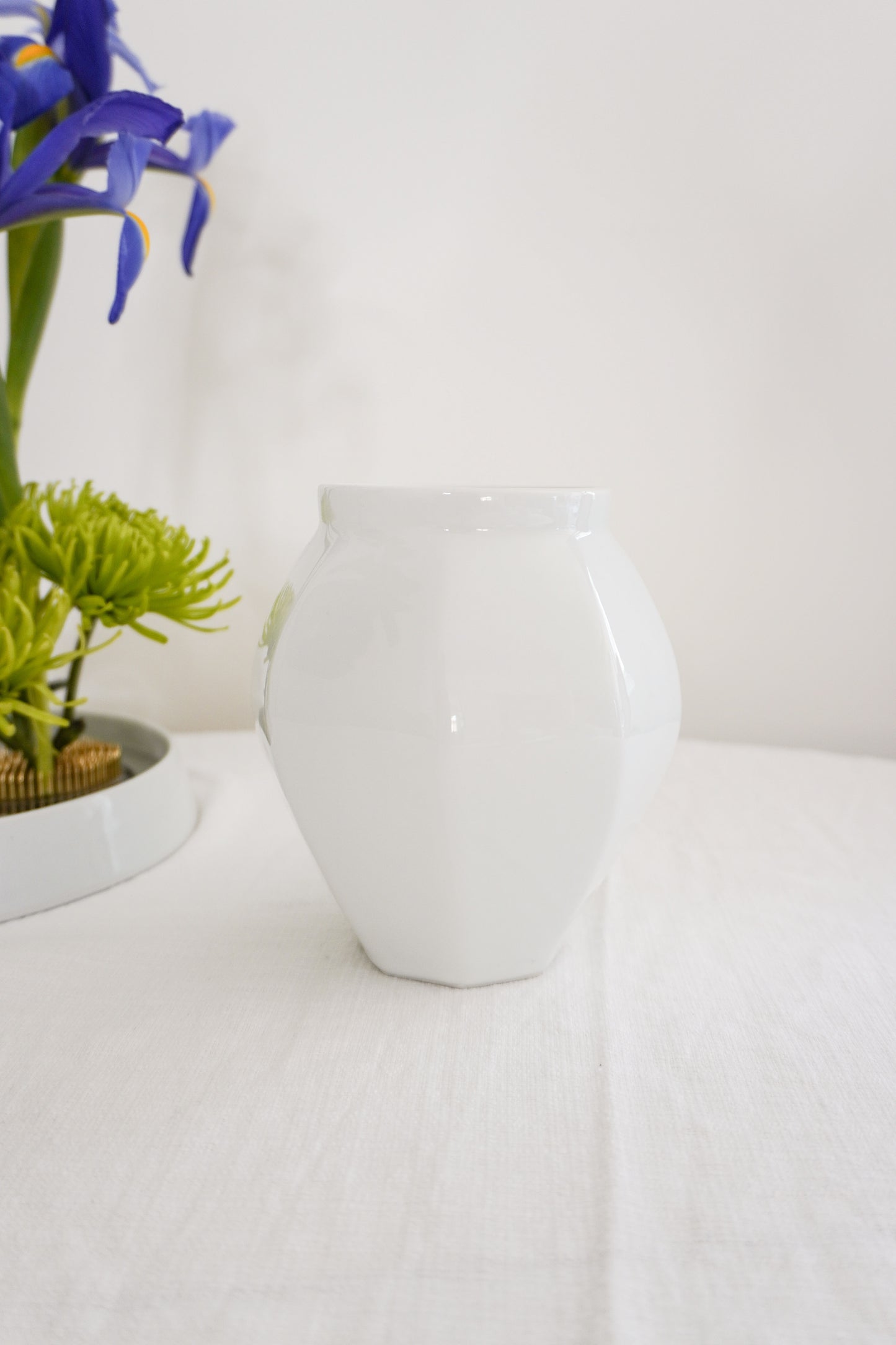 Sum Edge Vase (팔각화병)