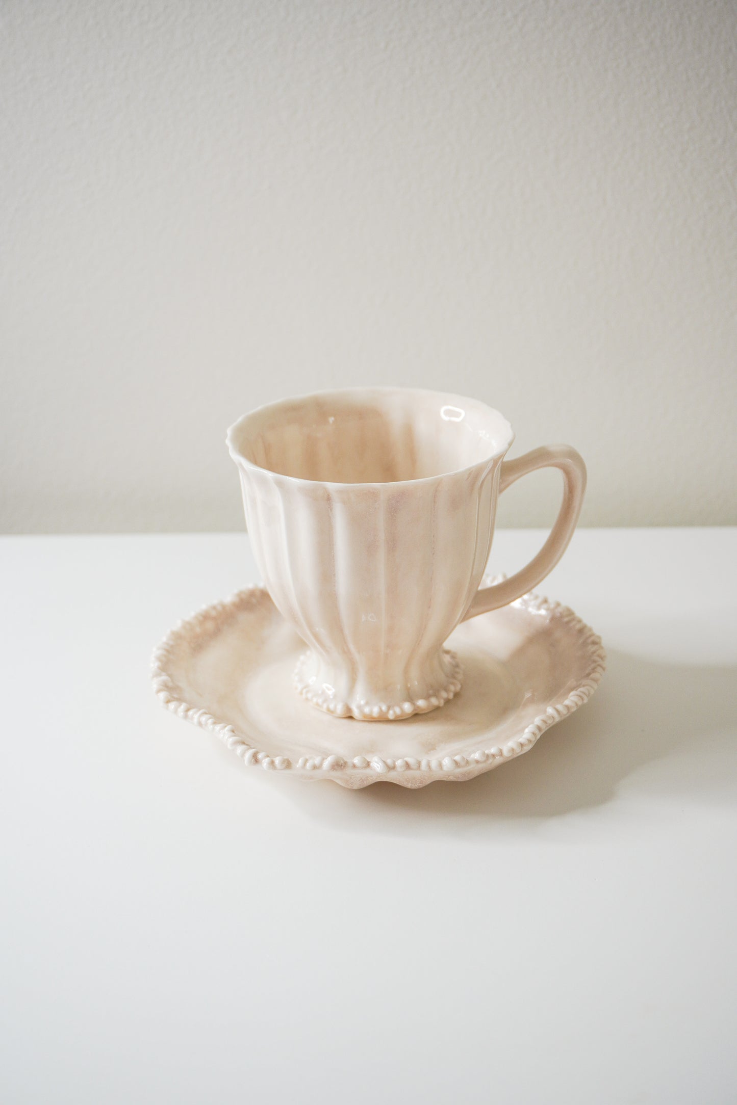 SHELL Pearl Cup