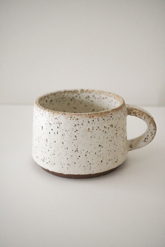 DOL(돌) Mug